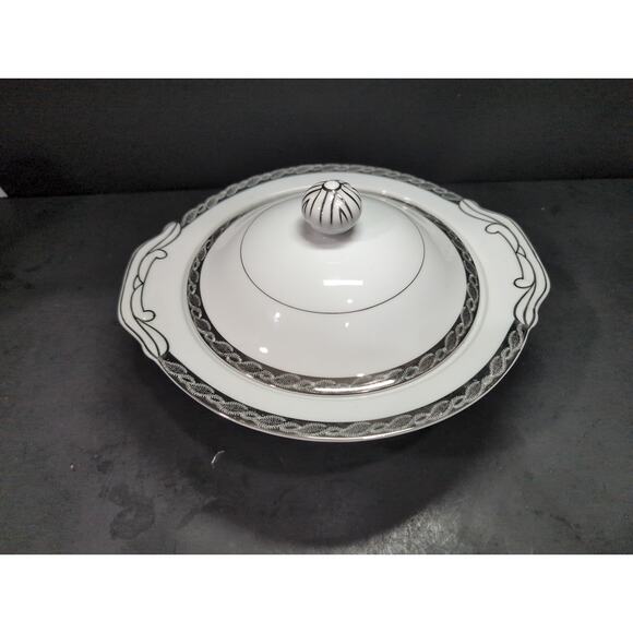 Fukagawa‎ Arita MCM Vegetable Bowl with Lid, Silver Hand-Painted Japan Fern - Picture 1 of 12